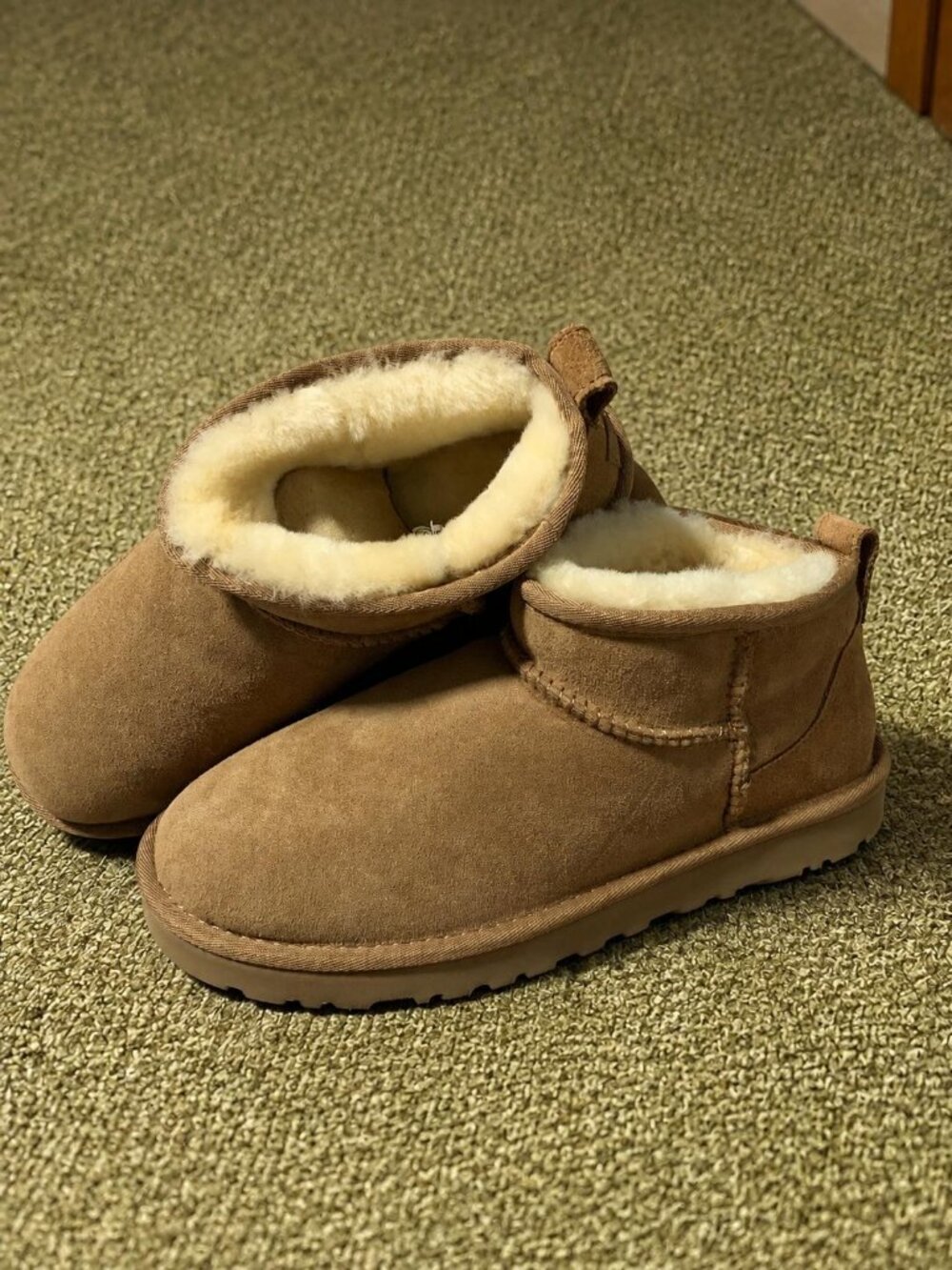 Brand New UGG Classic Ultra Mini Boot for Women